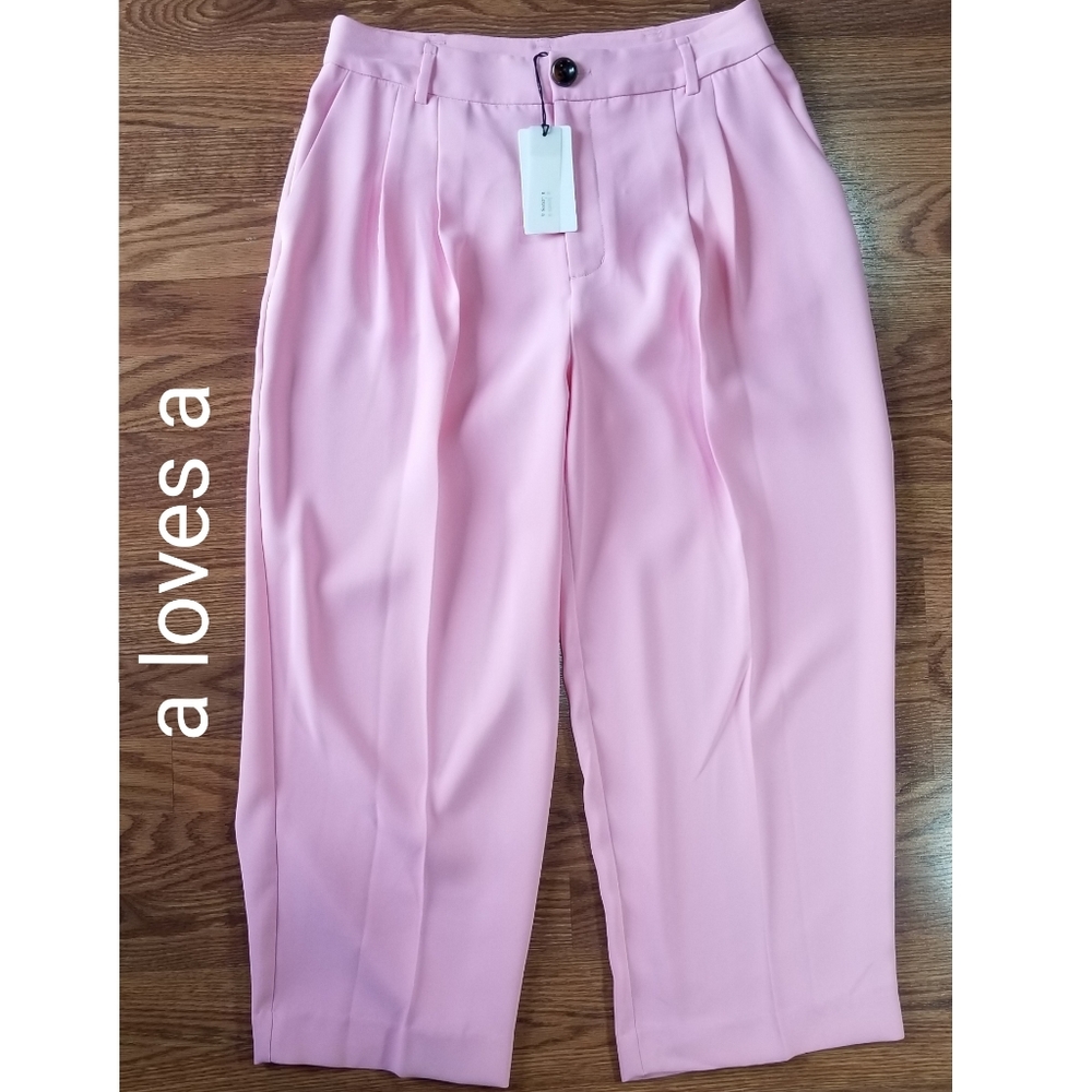 high-waisted cropped bubblegum pink pants (2)
